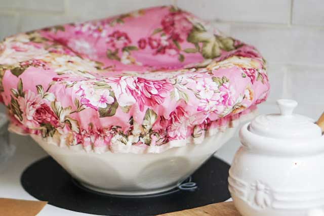 Sourdough dough resting in a bowl between stretch and fold sets during bulk fermentation